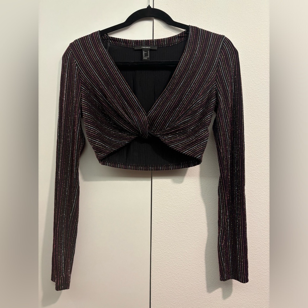 Long sleeve crop top